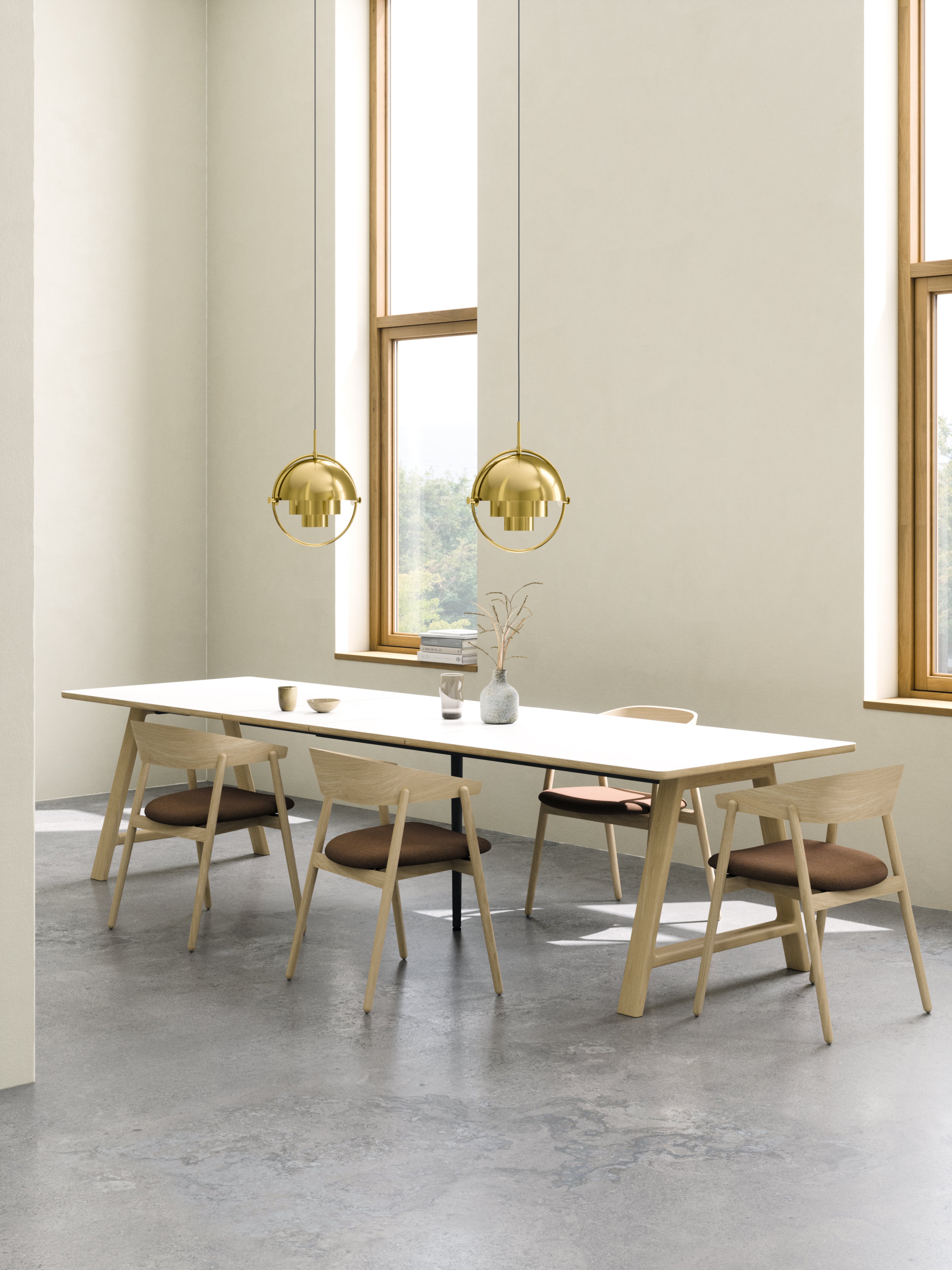 T11 Pull -out Table White Laminat - Mat (Crystal White)