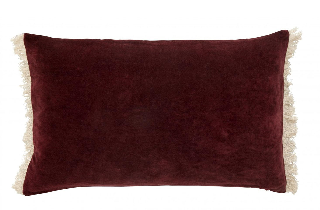 Nordal fløjlspude med frynser - bordeaux 65x40 cm - Nordal - DesignGaragen.dk