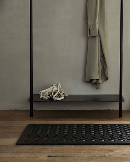 Calla Doormat in Rubber - 61x142 cm - Svart