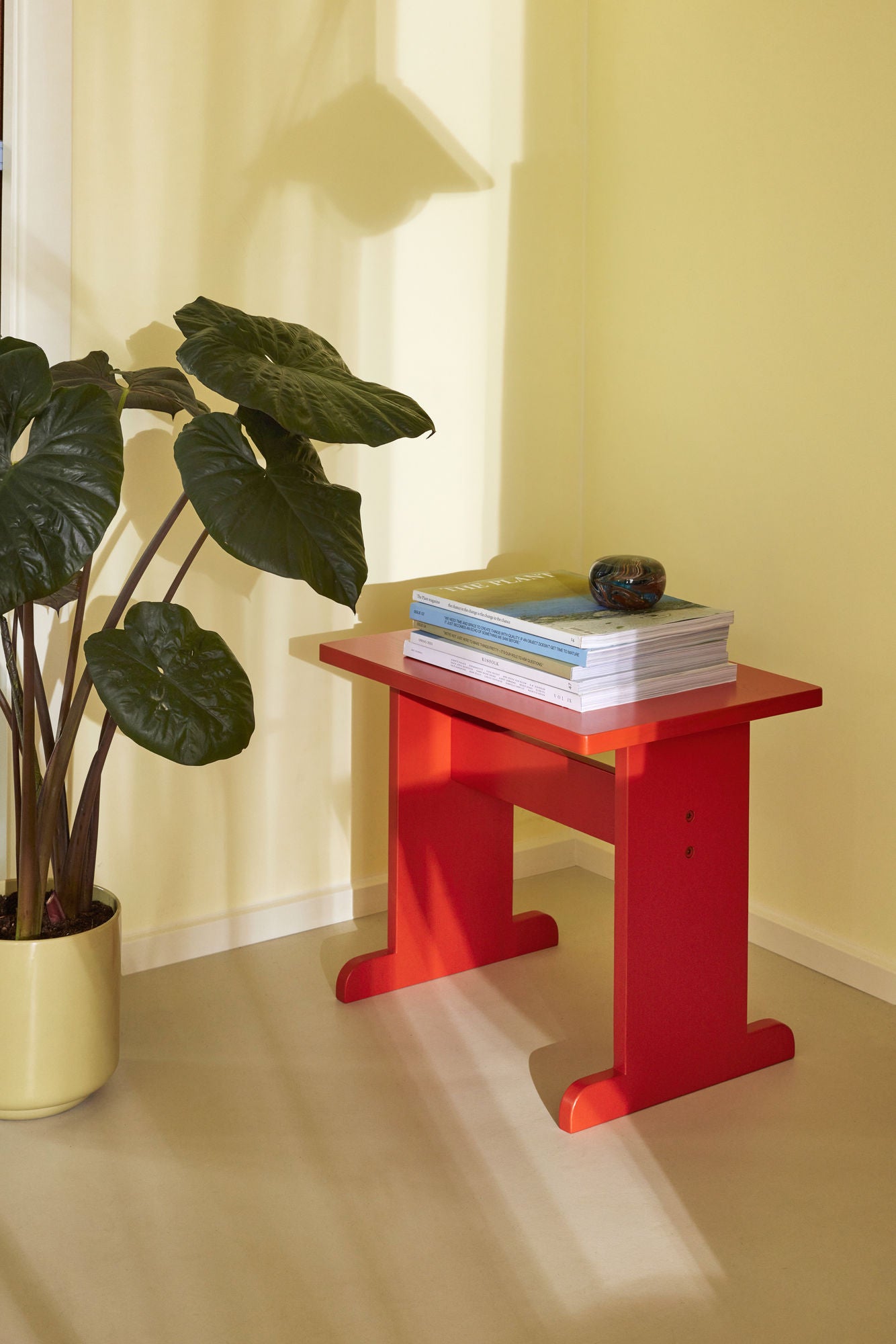 Hübsch Play Side Table Red