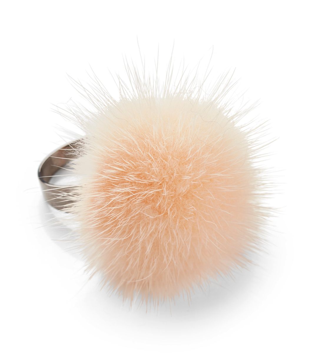 Ring pom pom