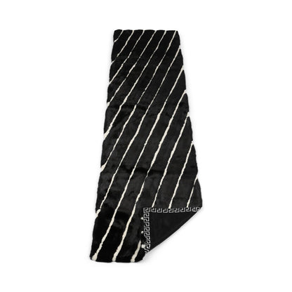 Mink pledd | Baksiden av kashmir | Svart/Hvit | 50x220 cm