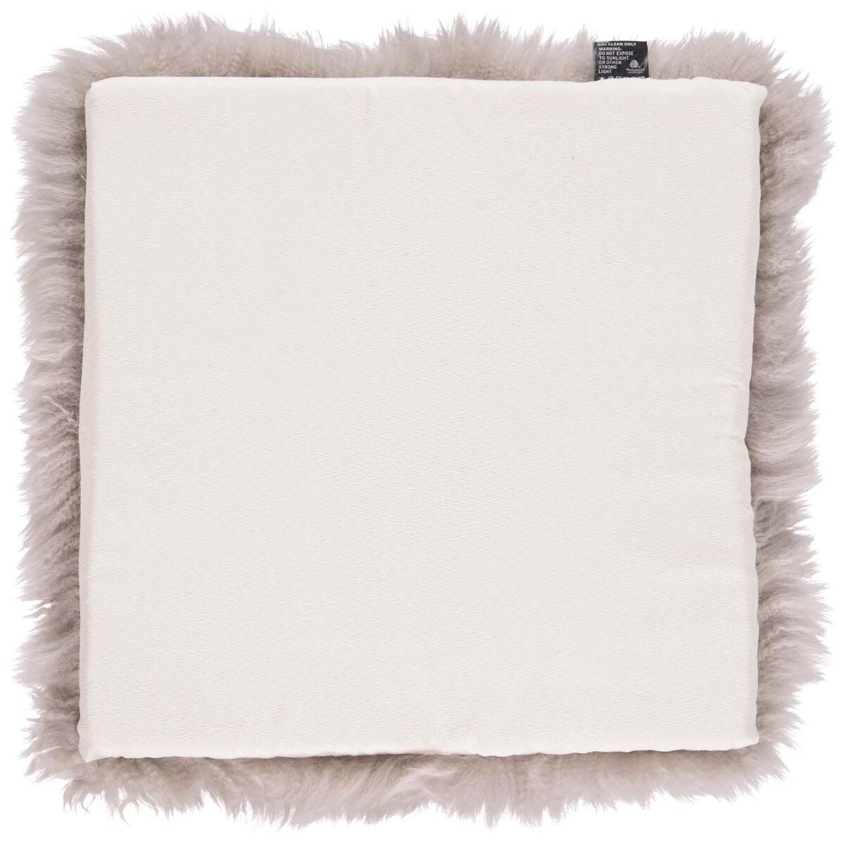 Sittepute m/fyll | Langhåret | New Zealand | 37x37 cm