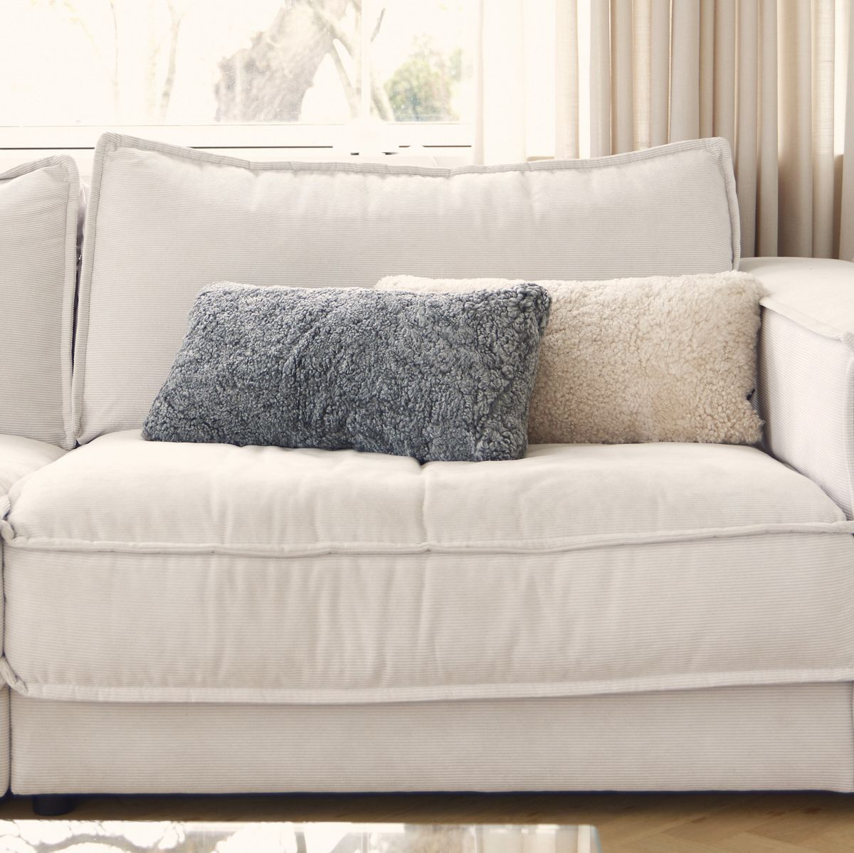 Lammeskinnspute | Korthåret | New Zealand | Dobbeltsidig | 30x60 cm