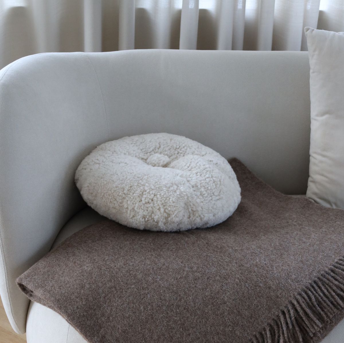 Lammeskinnspute | Korthåret | New Zealand | Dobbeltsidig | D40 cm