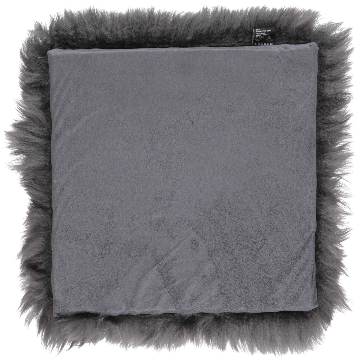 Sittepute m/fyll | Langhåret | New Zealand | 37x37 cm