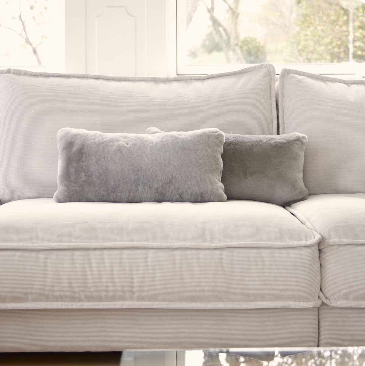 Lammeskinnspute | Mokkasin | Dobbeltsidig | 28x56 cm