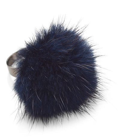 Ring pom pom