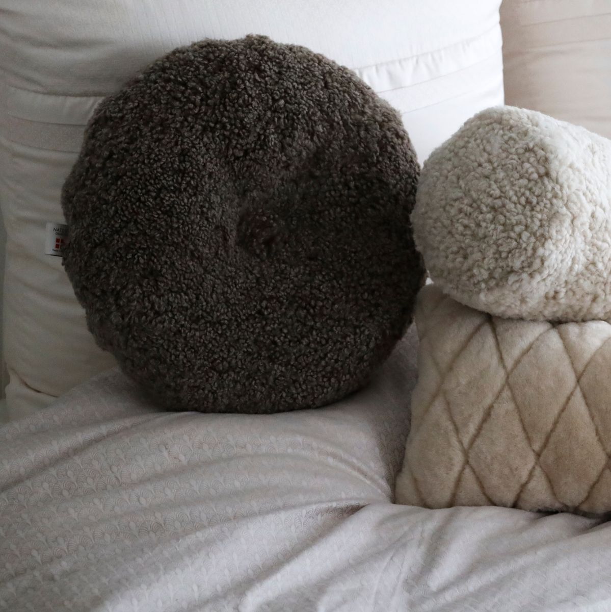 Lammeskinnspute | Korthåret | New Zealand | Dobbeltsidig | D40 cm