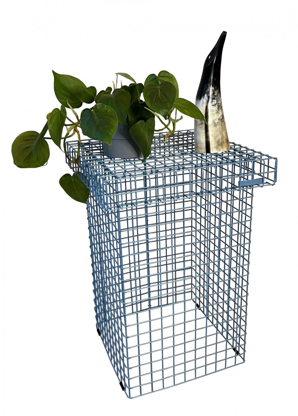 Kalager Design Wire Stool, Marine Blue