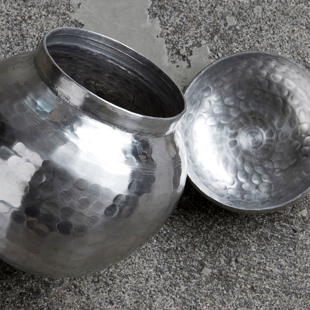 Huslege - Lagring med lokk, Galior, Silver Finish - DIA: 11,5 cm