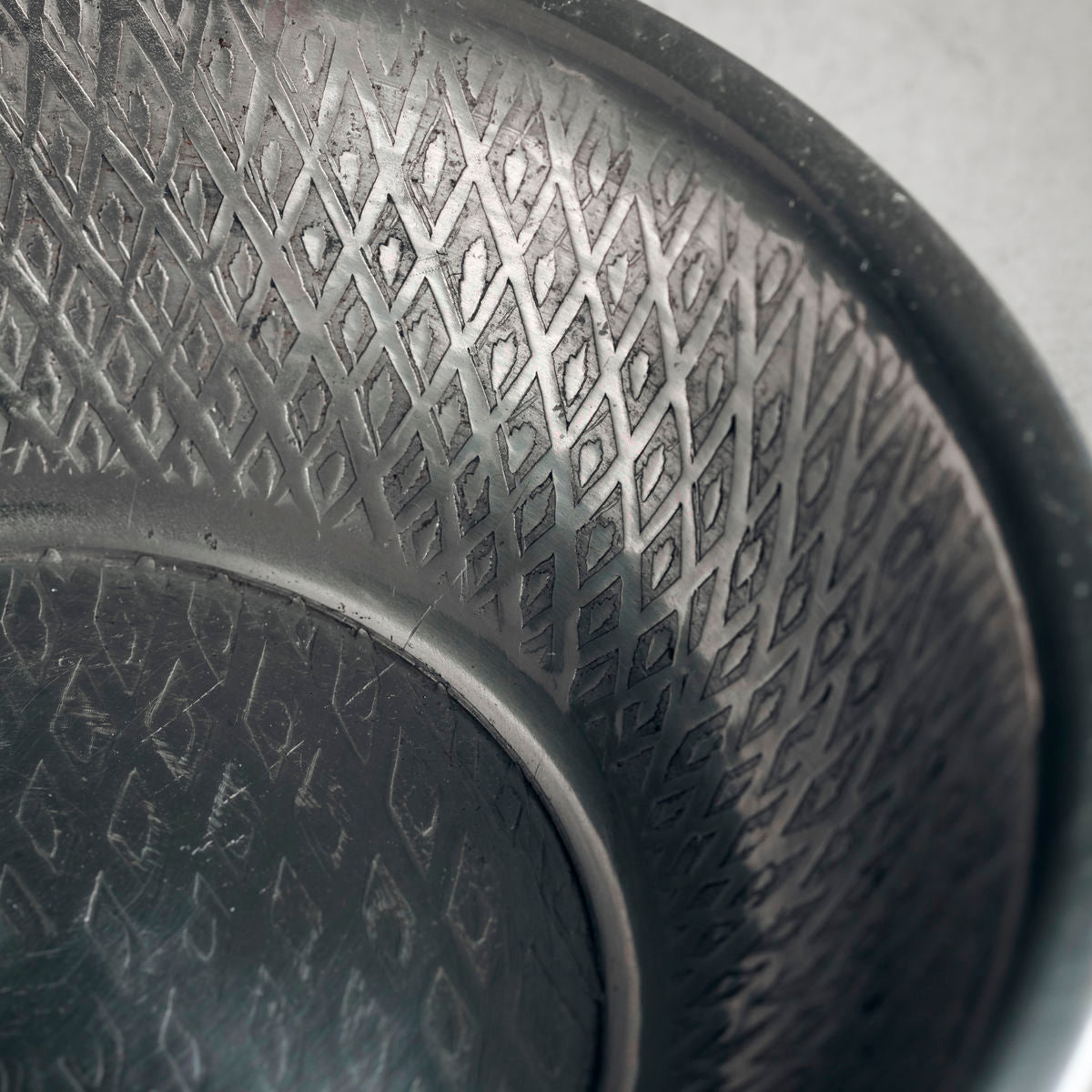 House Doctor - Bakk, Tura, Antique Silver - H: 4 cm, DIA: 12 cm