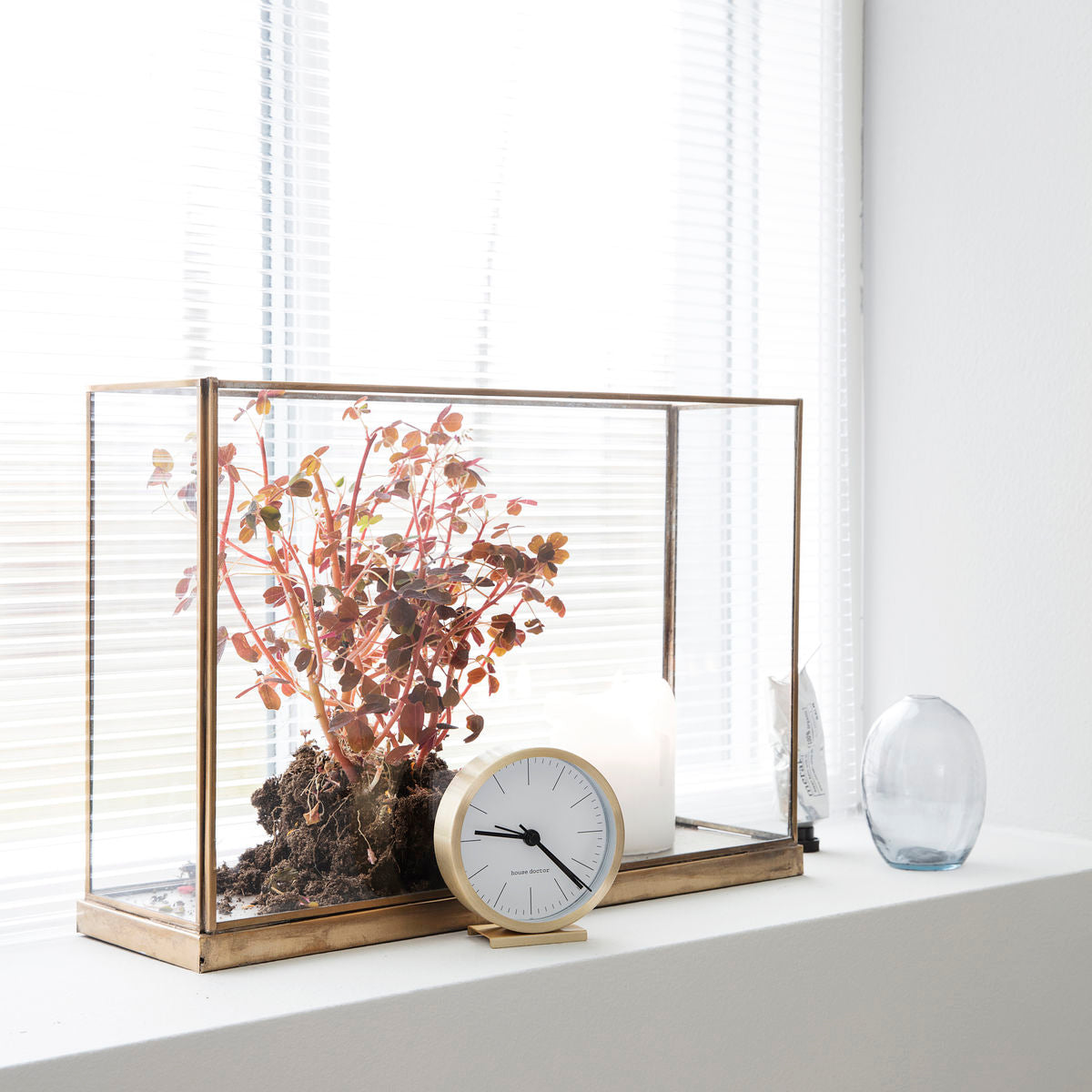 House Doctor - Utstillingsboks, antikk metallic - l: 40 cm, b: 11 cm, h: 27 cm