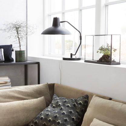 House Doctor - Utstillingsboks, antikk messing - l: 40 cm, b: 11 cm, h: 27 cm