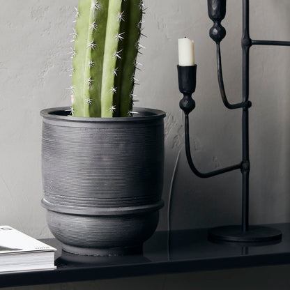 Huslege - Urtegryte, jord, betong - H: 16 cm, DIA: 14 cm