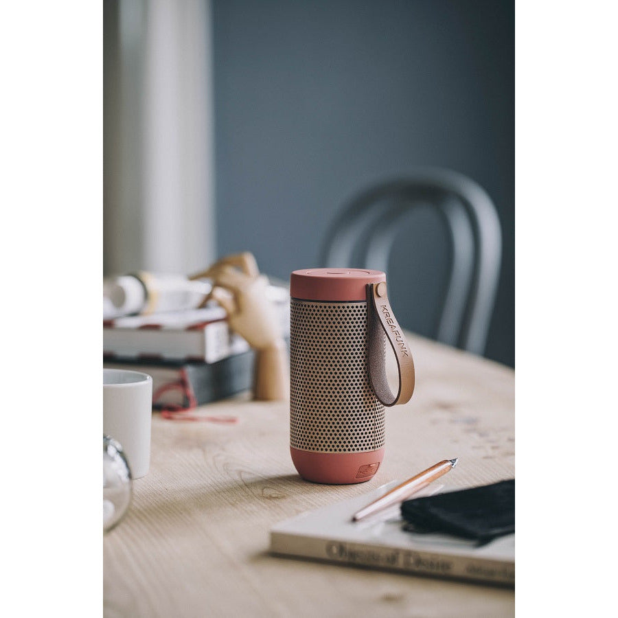 Kreafunk - Trådløs høyttaler med stropp aFUNK korall bronse