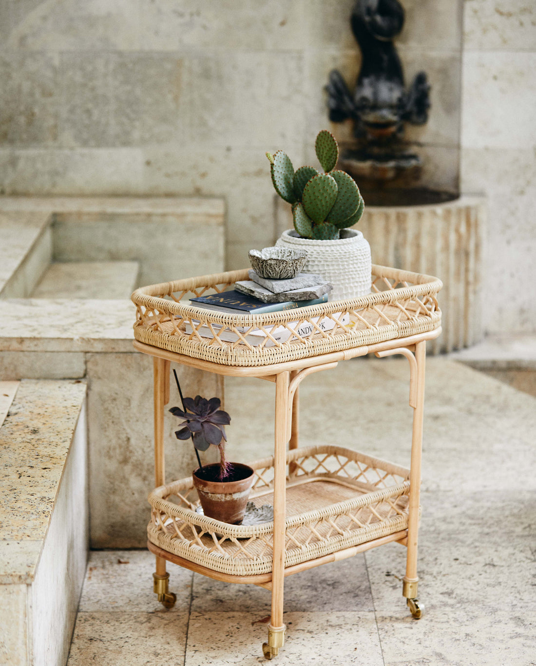 Liri Rolling Table in Rattan - 62x42 cm - Nature