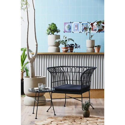 Nordal Alba Garden Chair i Polyrattan med armlen og pute - svart