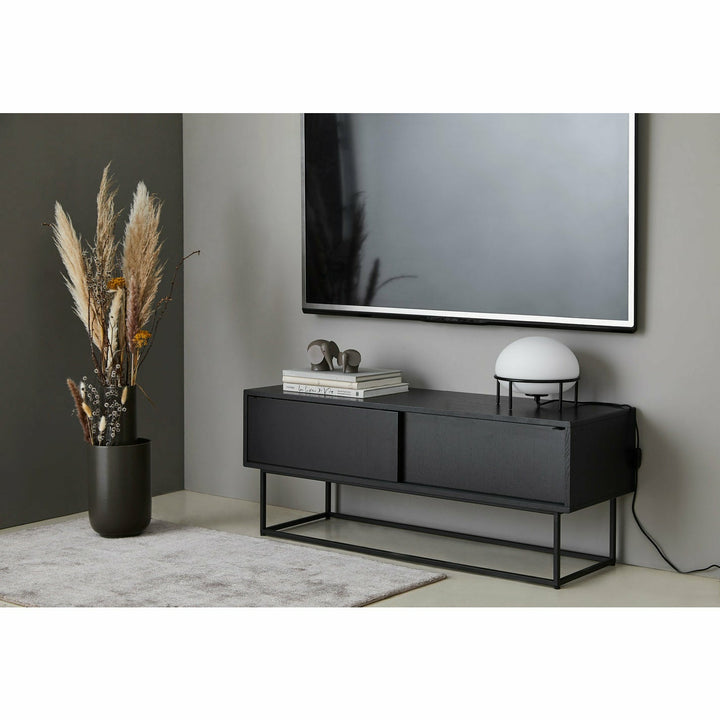 WOUD - Virka sideboard (Low) - Black - WOUD - DesignGaragen.dk