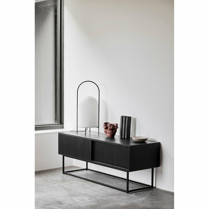 WOUD - Virka sideboard (Low) - Black - WOUD - DesignGaragen.dk