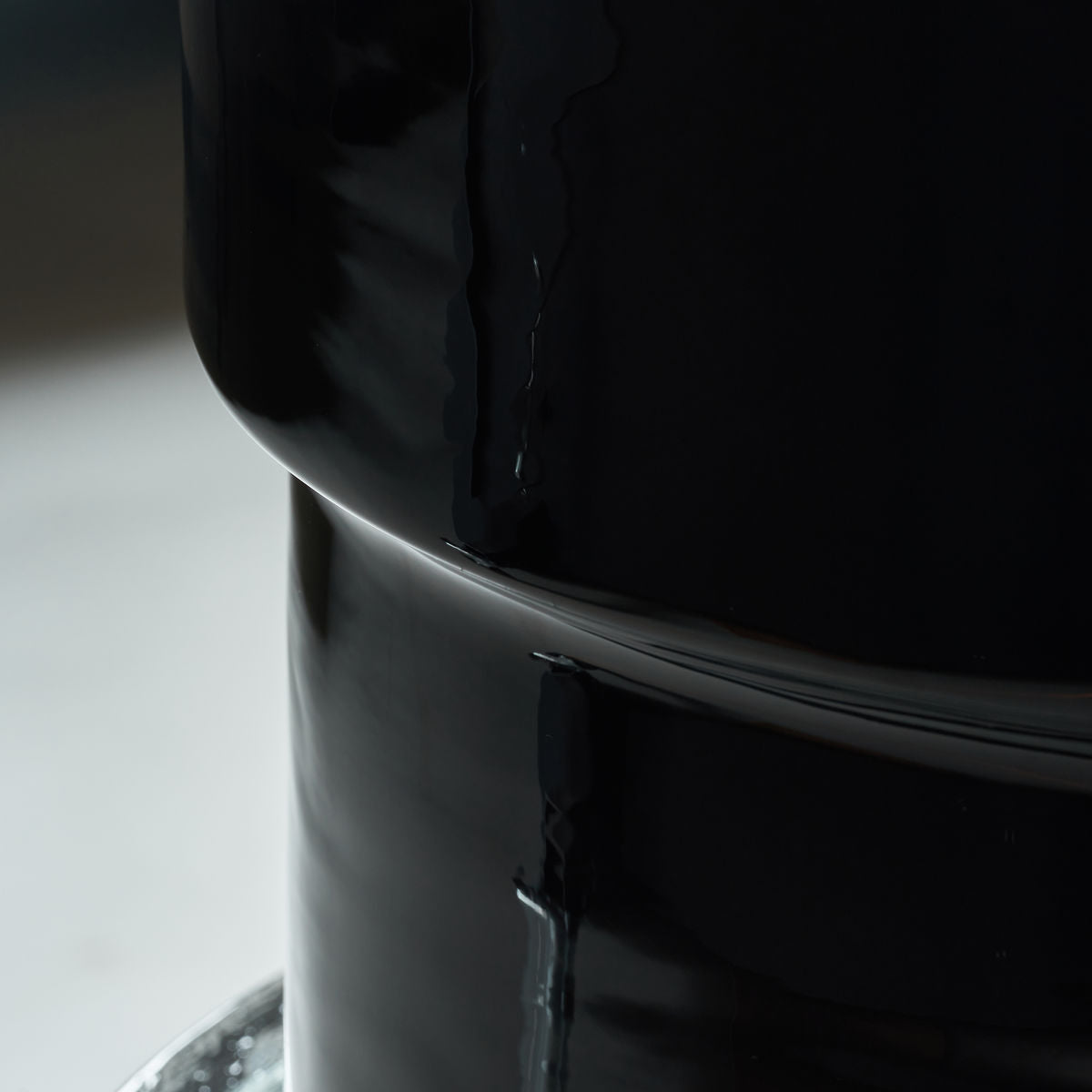 Huslege - sidebord, nivo, svart