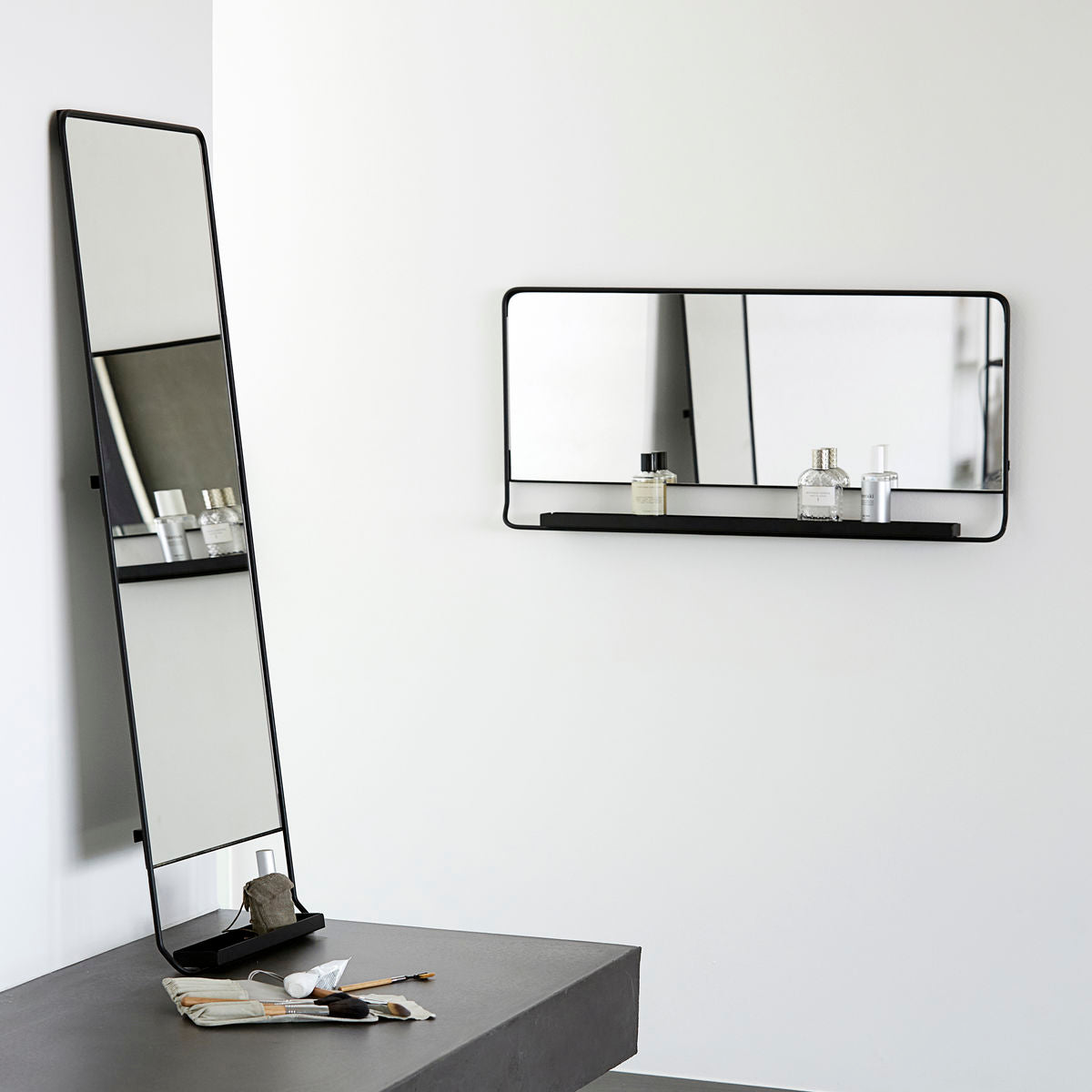 House Doctor-Mirror With Shelf, Chic, Black-W: 80 cm, H: 40 cm, D: 7 cm